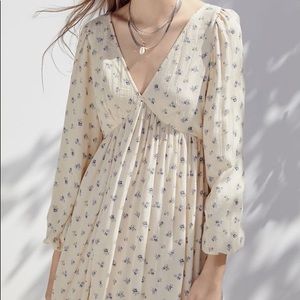 Uo Colton Plunging Tie-back Midi Dres